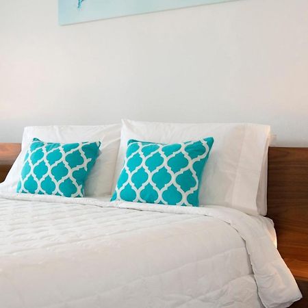 Beach Living At Island Pine Villas Blse 乔治城 外观 照片