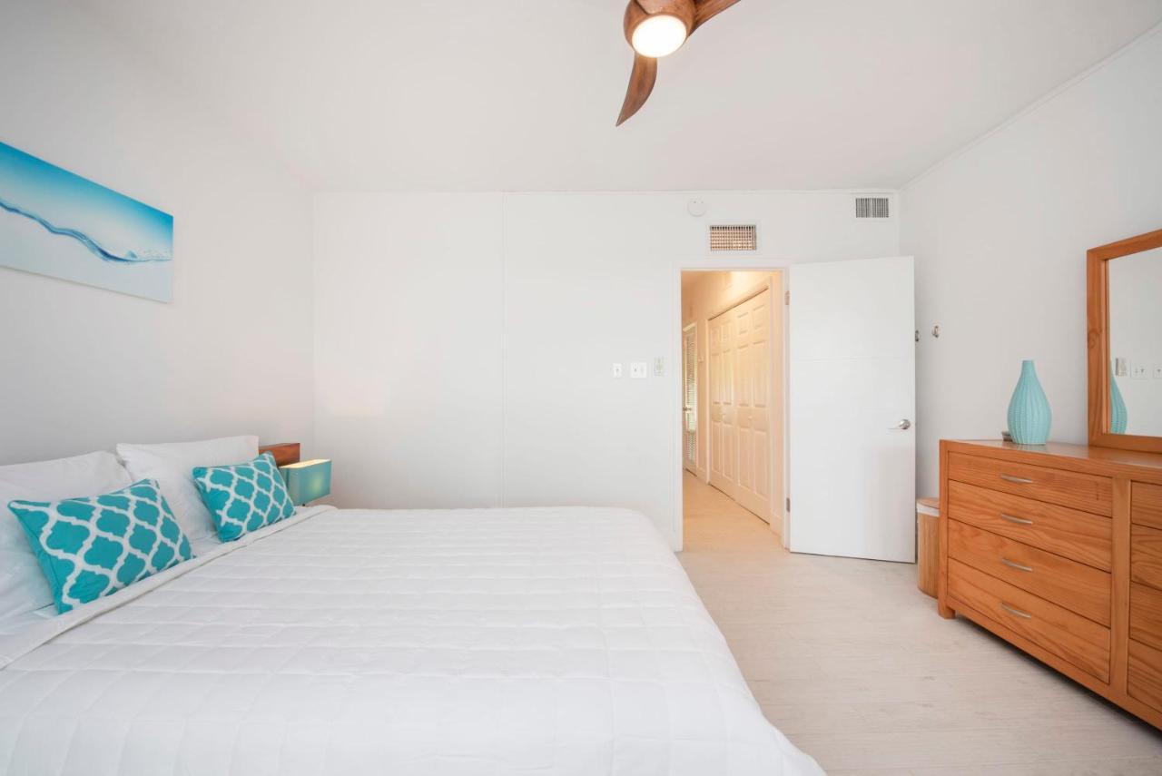 Beach Living At Island Pine Villas Blse 乔治城 外观 照片