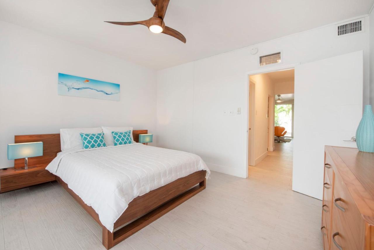 Beach Living At Island Pine Villas Blse 乔治城 外观 照片