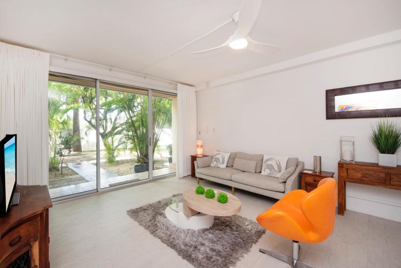 Beach Living At Island Pine Villas Blse 乔治城 外观 照片